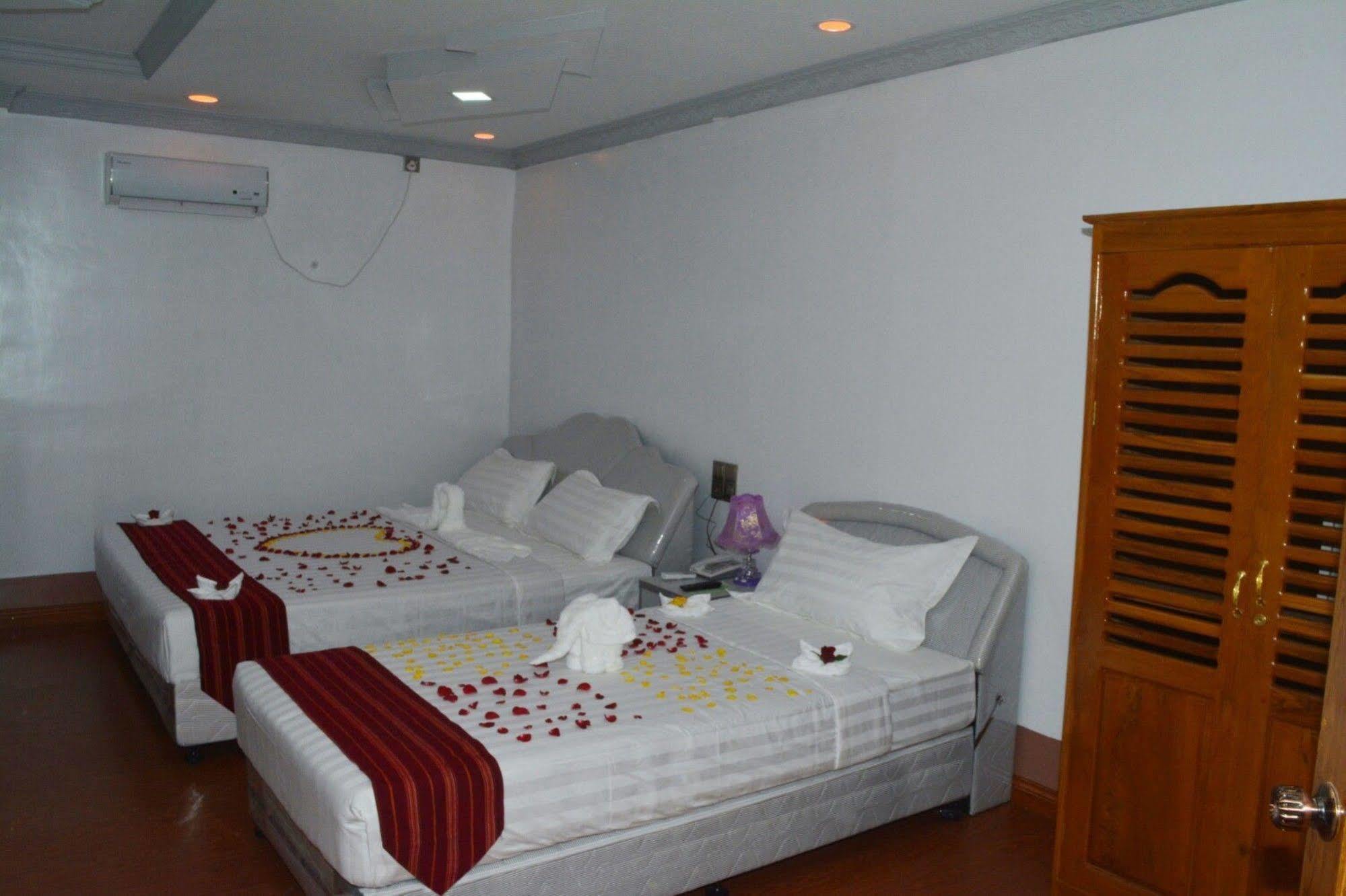 לויקו Myat Nan Taw Hotel מראה חיצוני תמונה