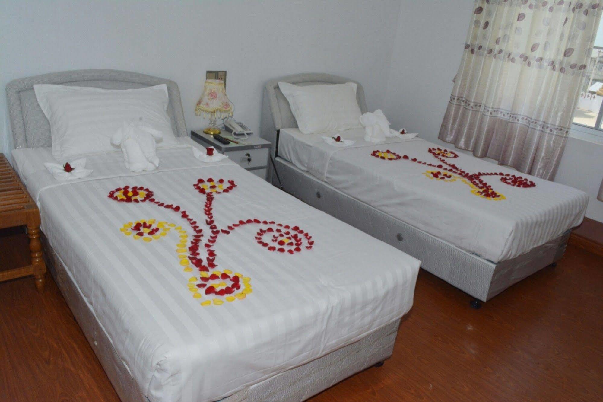 לויקו Myat Nan Taw Hotel מראה חיצוני תמונה