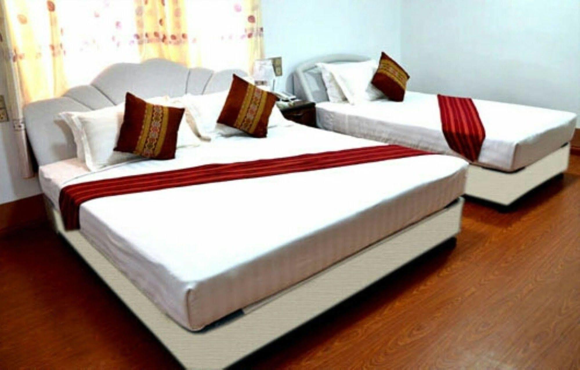 לויקו Myat Nan Taw Hotel מראה חיצוני תמונה