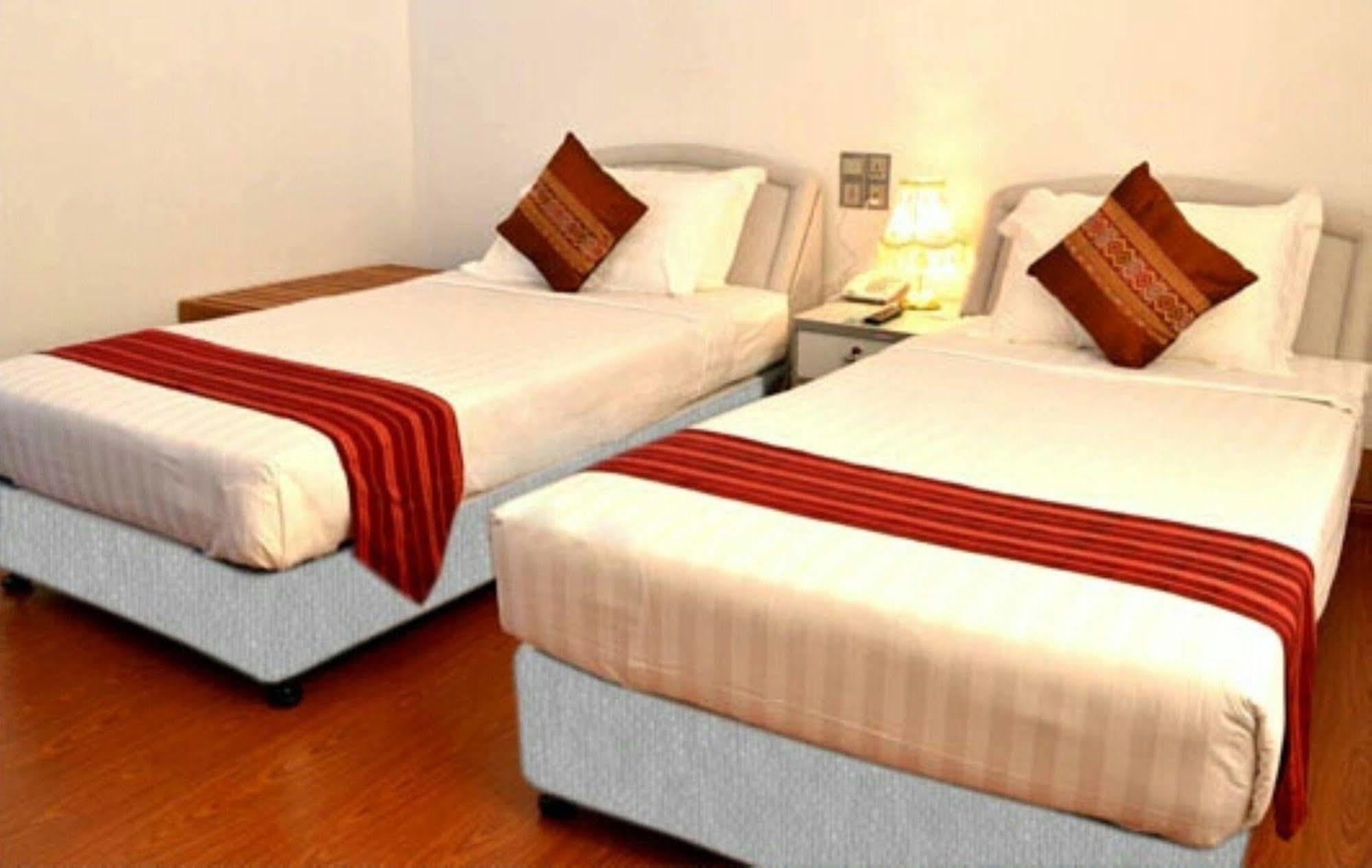 לויקו Myat Nan Taw Hotel מראה חיצוני תמונה